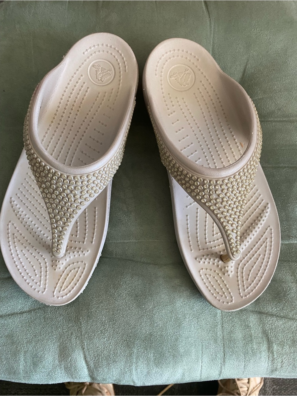 CROCS Sloane Diamante Thongs Gray Flip Sandals 9